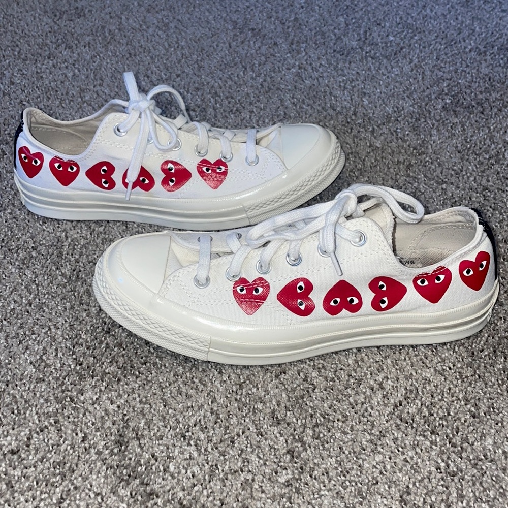 CdG PLAY x Converse Unisex Chuck Taylor All Star Multi Heart Low-Top Sneakers.